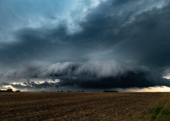 supercella lombardia 350x250 - Meteo Lombardia: inizia la stagione dello Stau. Vediamo cos'è