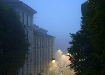 lombardia milano novembre 350x250 - METEO DIRETTA: forte maltempo a più riprese in LOMBARDIA! I motivi