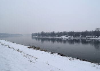 neve pianura padana po 350x250 - METEO Lombardia: marzo con NOVITA’ SORPRENDENTI?