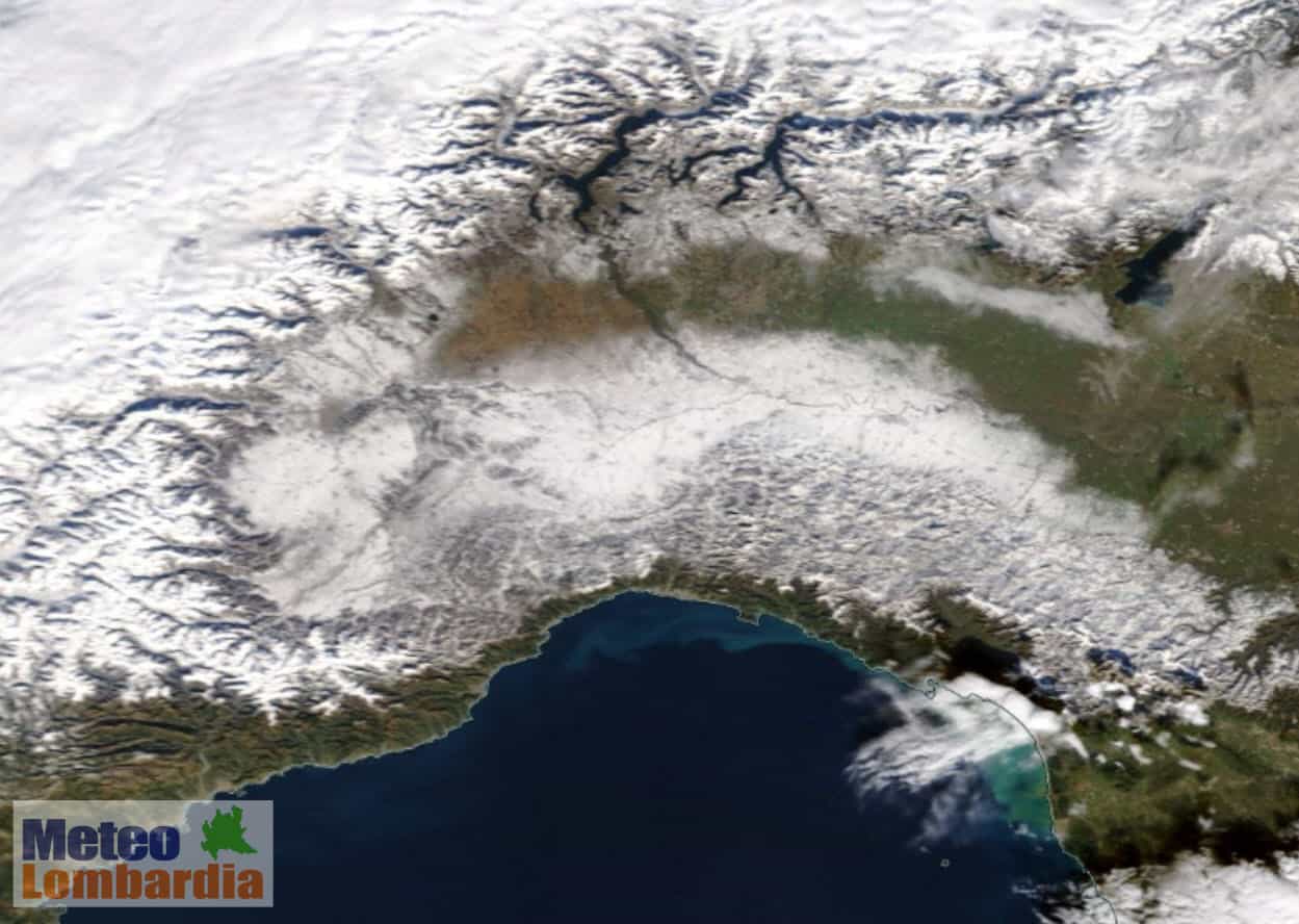 lombardia sotto la neve - Meteo LOMBARDIA, la neve vista dal satellite