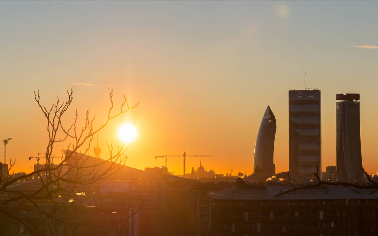 tramonto milano - Meteo LOMBARDIA: le 3 stagioni di un anno in poche ore